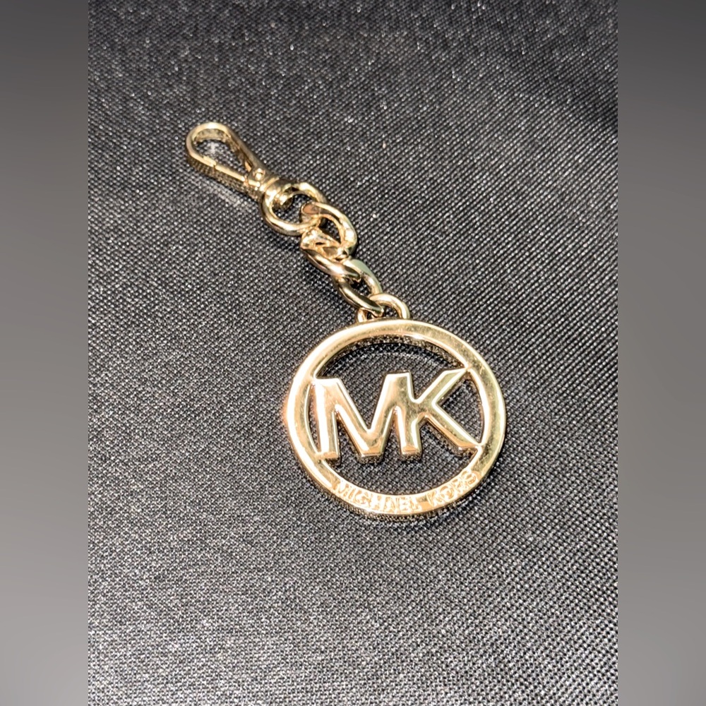 MICHAEL KORS GOLD MONOGRAM BAG CHARM w/ DUSTY